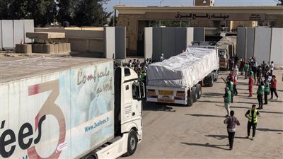 عاجل.. إدخال 44 مصابا فلسطينيا و166 شاحنة مساعدات لقطاع غزة