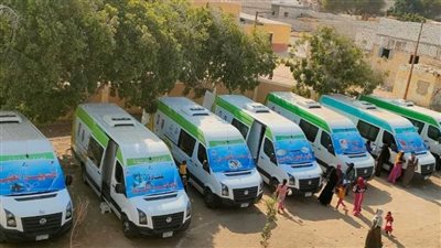 توقيع الكشف الطبي على 1486 حالة خلال قافلة طبية بداقوف بسمالوط المنيا