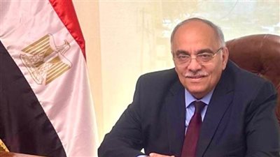 وزير الصحة يهنئ 