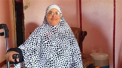 بالدموع والزغاريد استقبلت خبر فوزها بلقب الأم المثالية عن محافظة المنيا