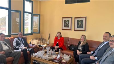 اجتماع مشترك بين 