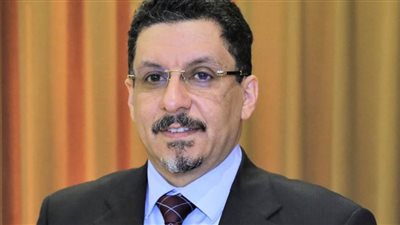 رئيس الوزراء اليمني يصل إلى مدينة جدة السعودية في زيارة رسمية