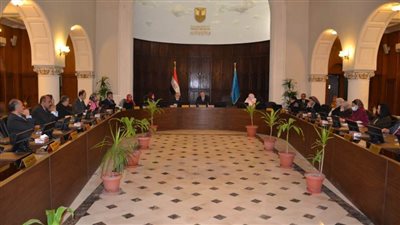 مجلس الدراسات العليا والبحوث يشكل لجنة لتوحيد شكل شهادة الدراسات العليا بكليات ومعاهد جامعة الإسكندرية