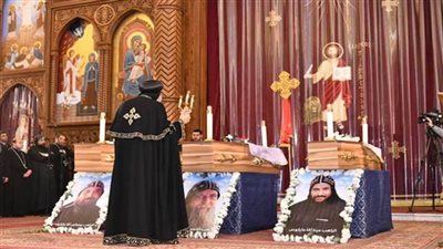 البابا تواضروس يترأس صلوات تجنيز الرهبان الشهداء بجنوب أفريقيا بالكاتدرائية