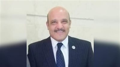 رئيس جامعة أسوان يهنئ الرئيس السيسي بذكرى انتصارات العاشر من رمضان