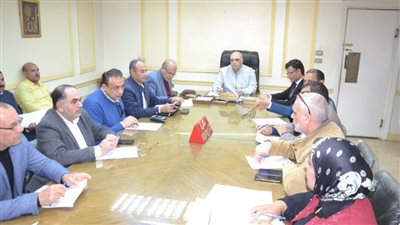 السكرتير العام لمحافظة البحيرة يتابع موقف تقنين أراضي أملاك الدولة