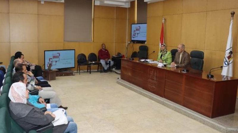 لقاء سكرتير عام محافظة