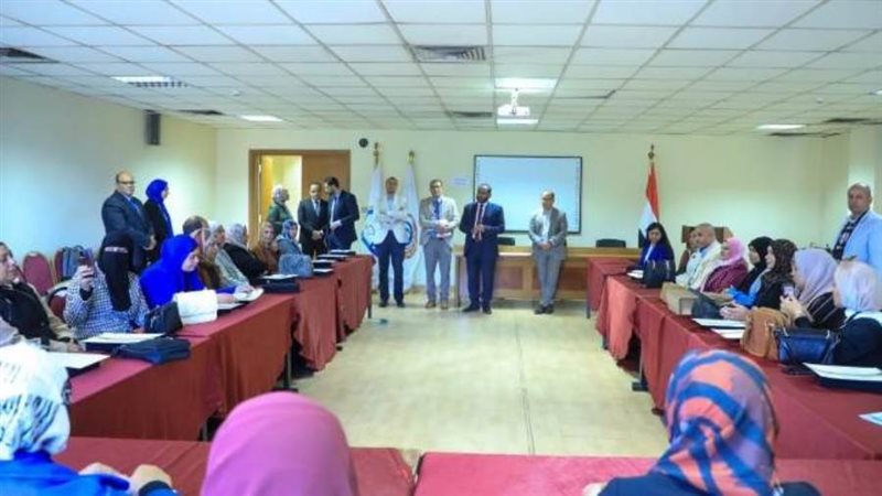 خلال تكريم الفرق