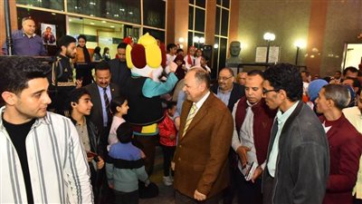بحضور جماهيري غفير.. محافظ أسيوط يشهد انطلاق ليالي رمضان الثقافية
