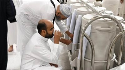 أكثر من 400 ألف لتر من ماء زمزم لقاصدي المسجد النبوي يوميًا في شهر رمضان