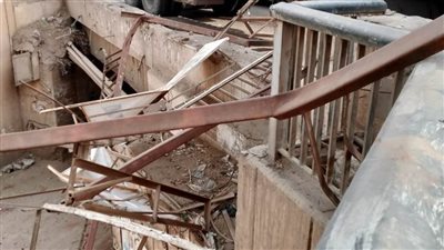 إعادة الحركة المرورية بالطريق الزراعى عقب تصادم سيارة بنفق فى طوخ