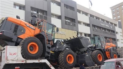32.850 مليون جنيه لدعم منظومة النظافة بـ3 لودر في القليوبية