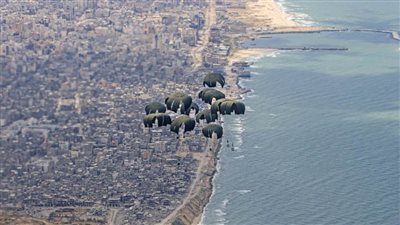 18 شهيدا في إنزال جوي 