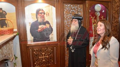السفيرة الأمريكية تزرو كنيسة الأنبا انطونيوس بمطرانية المنيا.. صور