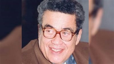 مئوية ميلاد عملاق روزاليوسف.. 100سنة 