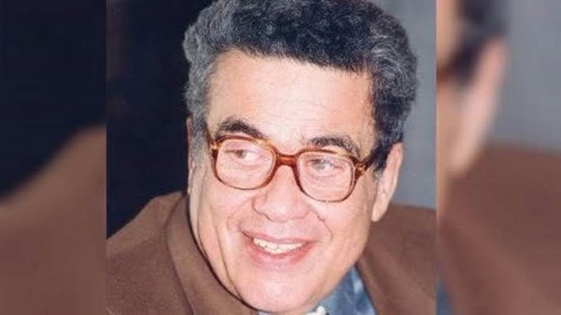 الأديب الروائي فتحي