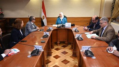 وزيرة التضامن الاجتماعي تستقبل مدير إنقاذ الطفولة يستعرضان أوجه التعاون في تطوير منظومة الكفالة وبرنامج فرصة