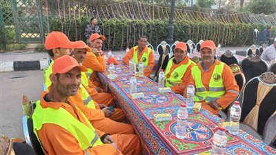 إفطار 1000 من العاملين بقطاع النظافة و