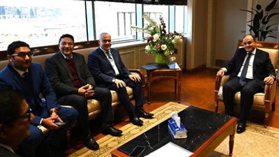 وزير التجارة يبحث مع مجموعة العربي خططها المستقبلية للتوسع في مصر