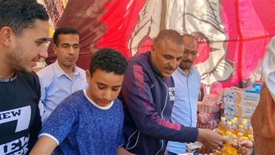 المنيا.. طرح 22 ألفًا و400 عبوة مواد غذائية مدعمة ضمن المبادرة الرئاسية لخفض الأسعار