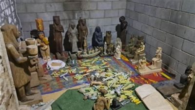 العثور على 319 تمثالًا مقلدًا يستخدم في النصب على المواطنين داخل مخزن بكرداسة