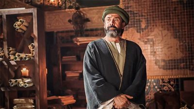 الرد الأول من كريم عبد العزيز على انتقاد اللهجة العامية في 