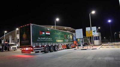 تمهيدًا لدخولها غزة.. وصول القافلة السادسة لبيت الزكاة والصَّدقات المصري إلى معبر رفح البري