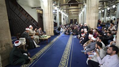 درس التراويح بالجامع الأزهر يحذر من خطورة الإلحاد على الشباب والمجتمع