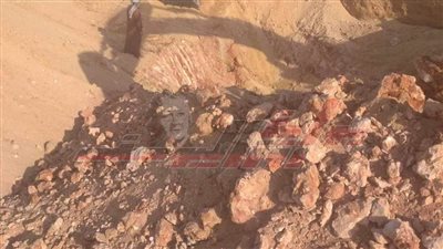 استمرار محاولات انتشال شاب سقط في بئر بمنطقة صحراوية بالمنيا.. صور