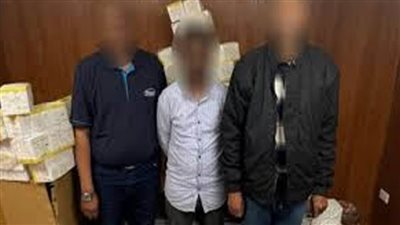 ضبط 3 أشخاص بالقاهرة لقيامهم بتجميع الأدوية ومحاولة تهريبها إلى خارج البلاد