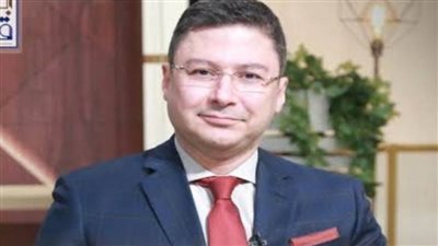 خبير اقتصاد: الإصلاح الاقتصادي والتنمية المستدامة في مقدمة اهتمامات الولاية الجديدة للسيسي