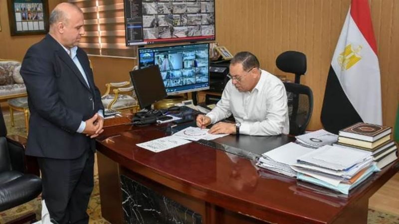 محافظ الشرقية يعتمد