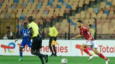 عاجل.. السولية يسجل هدف الأهلي الأول في مرمى سيمبا التنزاني