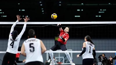 سيدات الأهلي يتوجن بلقب دوري الطائرة على حساب الزمالك