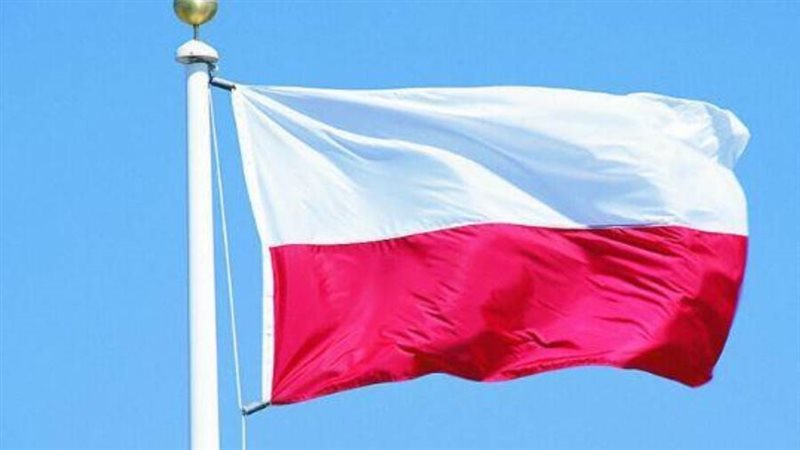 علم بولندا