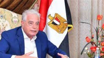 محافظ جنوب سيناء يكرم الرموز المتميزة بالمحافظة في احتفالية على المسرح المكشوف