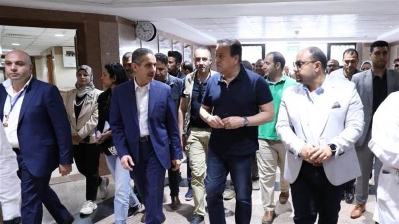 وزير الصحة بمستشفى