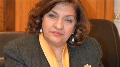 النائبة ايفلين متى تتقدم باقتراح برغبة لإنشاء مدرسة لتعليم