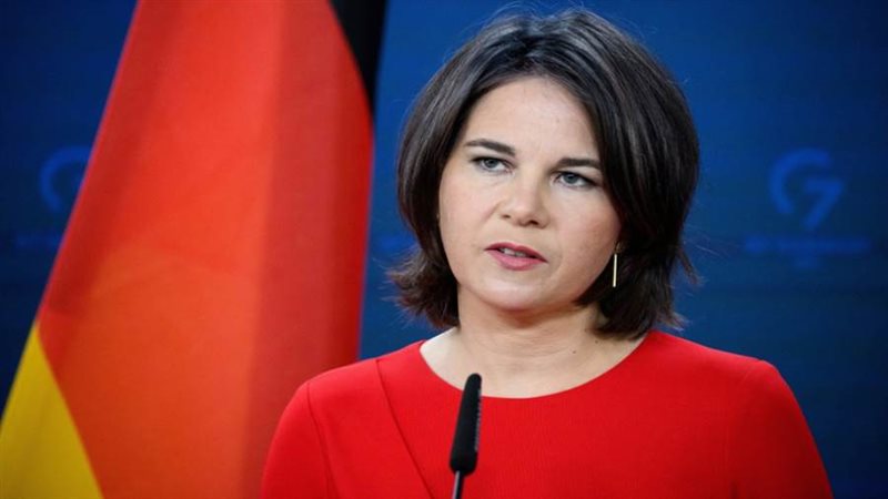 وزيرة الخارجية أنالينا