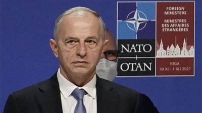 «الناتو» يحذر من مخاطر الهجمات الروسية على أوكرانيا