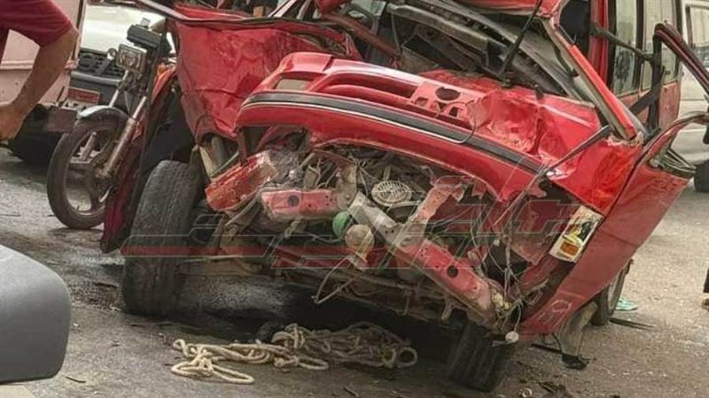 حادث تصادم سيارتين