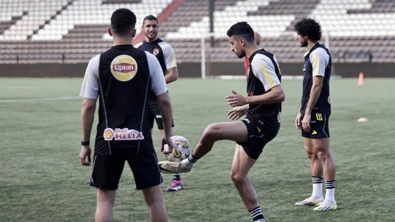 طاهر في مران الأهلي