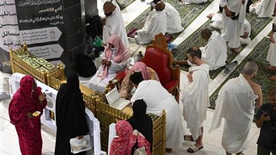 51 لغة عالمية و74 مترجمًا لإرشاد قاصدي المسجد الحرام