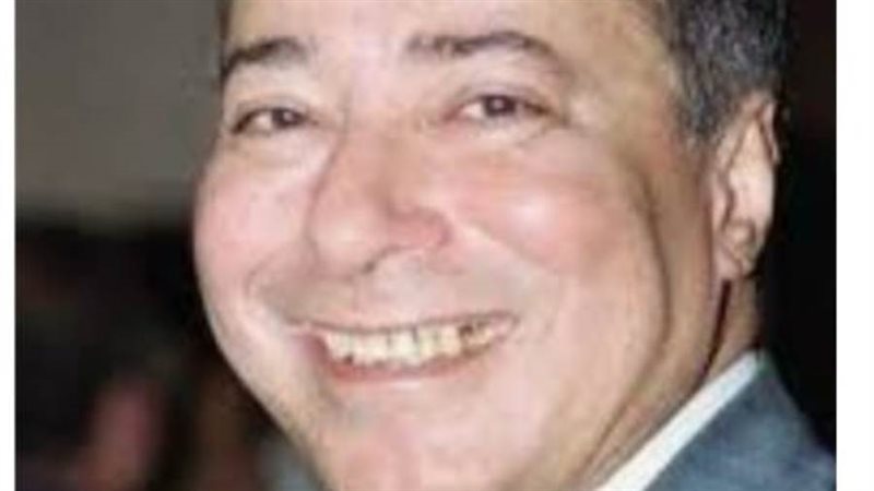 الفنان الراحل صلاح