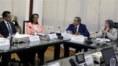 البحوث الاجتماعية يعقد اجتماع الهيئة الاستشارية الجديدة للبرنامج الدائم لبحوث الشباب 