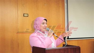 شاكر: تستعرض أهمية إقامة الملتقيات داخل الكليات المختلفة بجامعة كفر الشيخ