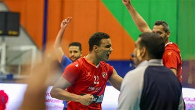 الأهلي يهزم النصر الليبي ويصعد لنهائي بطولة إفريقيا لرجال الطائرة