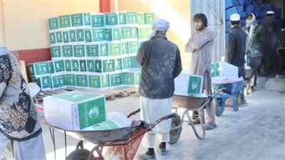 أكثر من 280 ألف متضرر من الفيضانات في أفغانستان استفاد من مشروع المساعدات الغذائية 