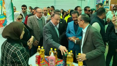 محافظ الإسكندرية يشدد على ردع كافة الممارسات الاحتكارية داخل الأسواق