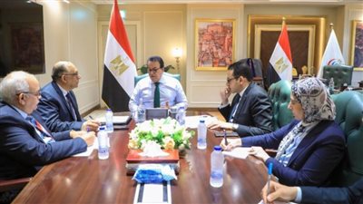 وزير الصحة يتابع آخر مستجدات المشروع القومي لتنمية الأسرة المصرية